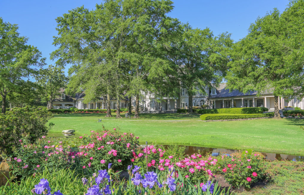 Pilgrim Estate Century 21 Harvey Properties